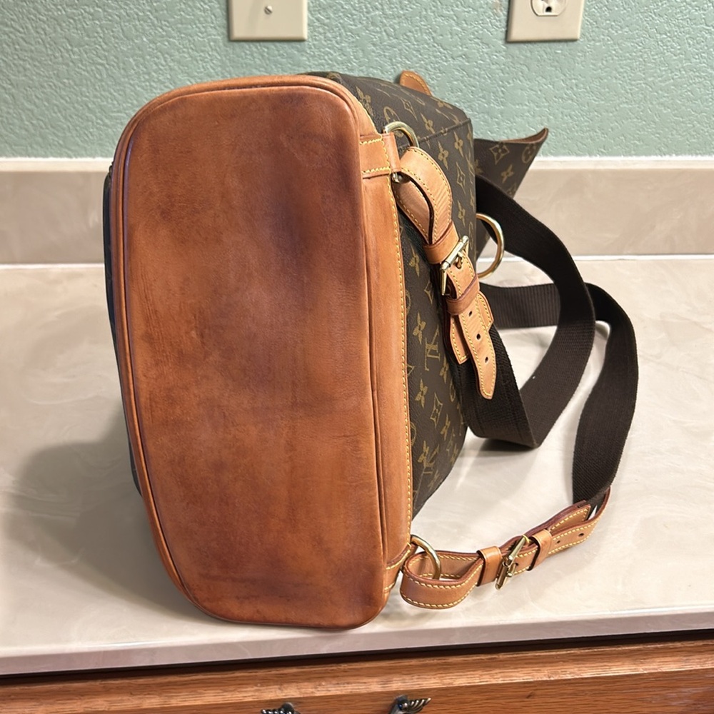 LV Montsouris backpack - Picture 6 of 13